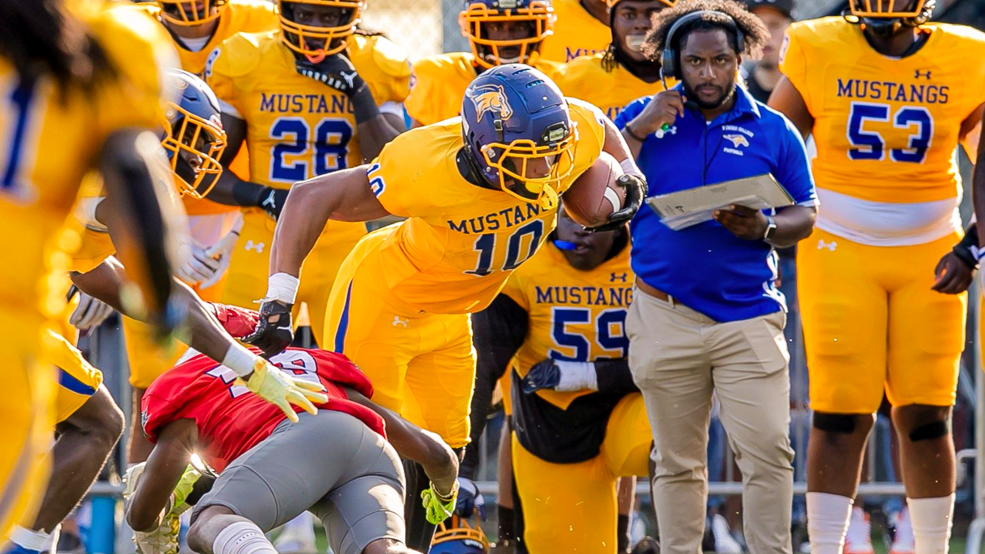 Big Offensive Day, Five Takeaways Lift Monroe Mustangs Football to Victory over Div. III No. 2 Nassau; Coach Pulley Earns First Win as Head Coach